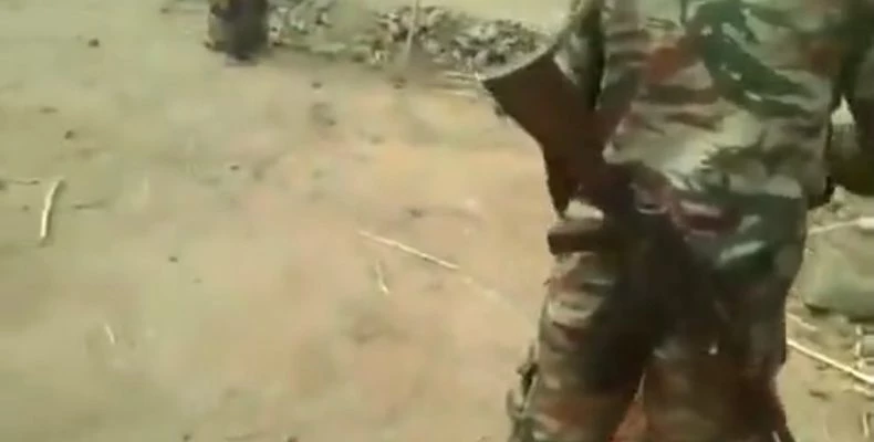 Εκτελέσεις αμάχων στο Καμερούν με σερβικά όπλα… (βίντεο)